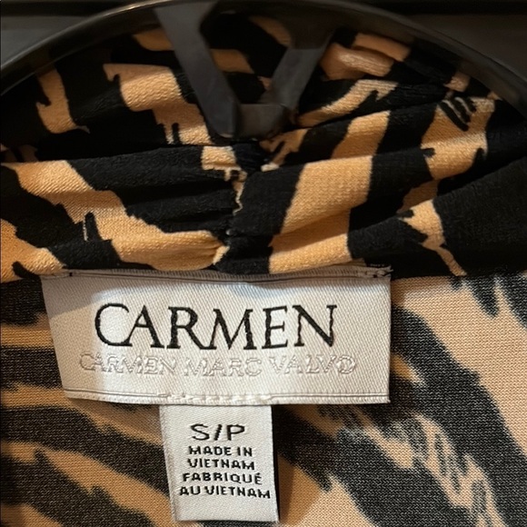 Carmen Marc Valvo Zebra Print Top - Picture 3 of 7